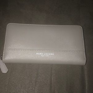 Marc Jacob’s Grey Zip Around Wallet